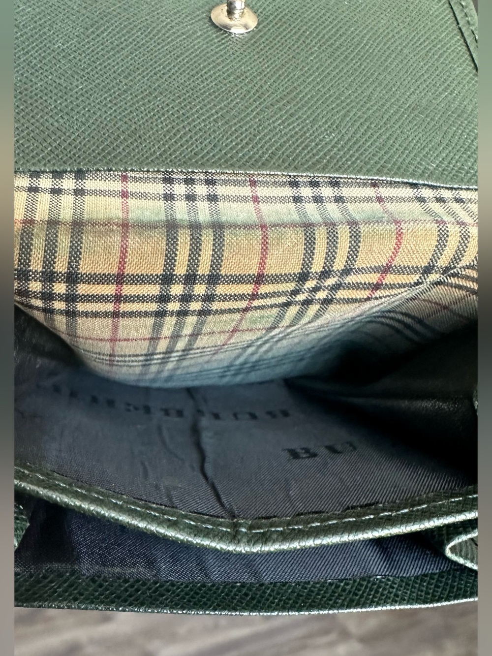 Vintage Burberry Compact Bi-fold Wallet with Nova Check Lining - Forest Green - Picture 4 of 7